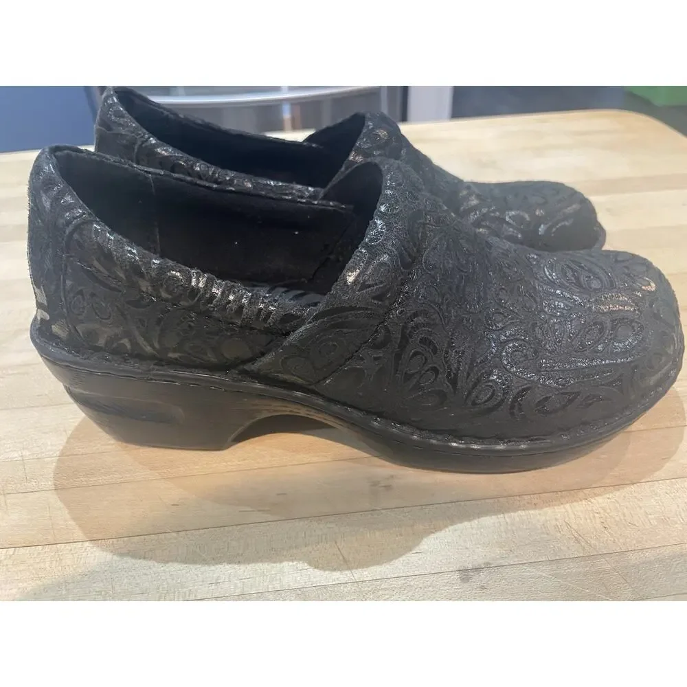 BOC Born Concept Women’s Size 9 Black Embossed Leather Comfort Clogs Shoes Nurse